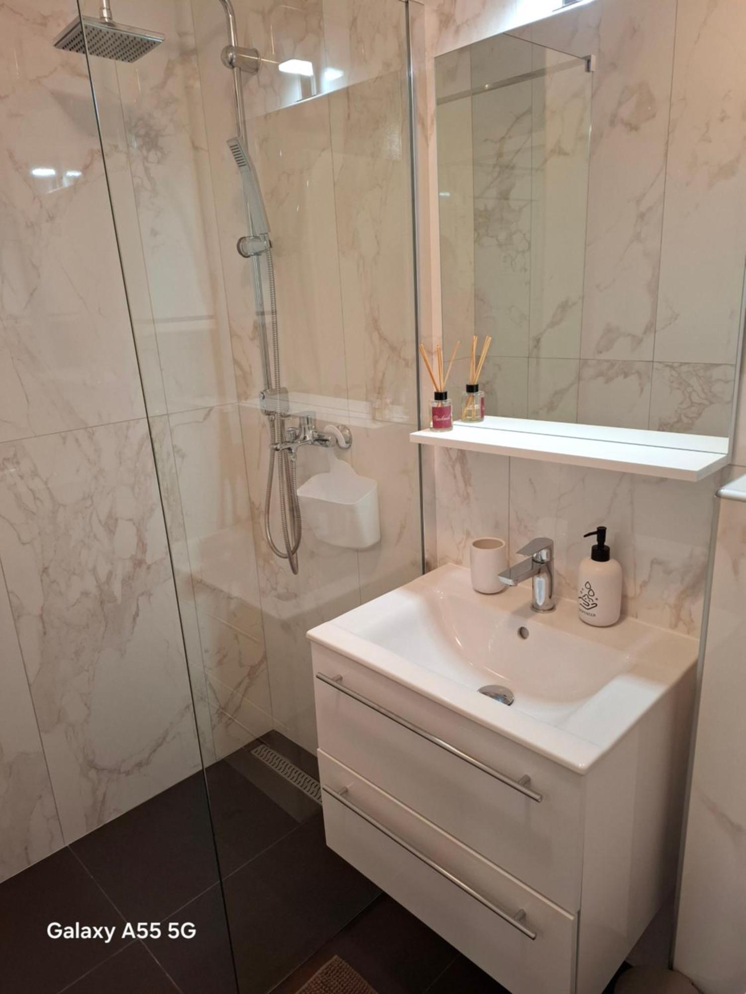 Studio Apartma Franca Umag Exterior foto